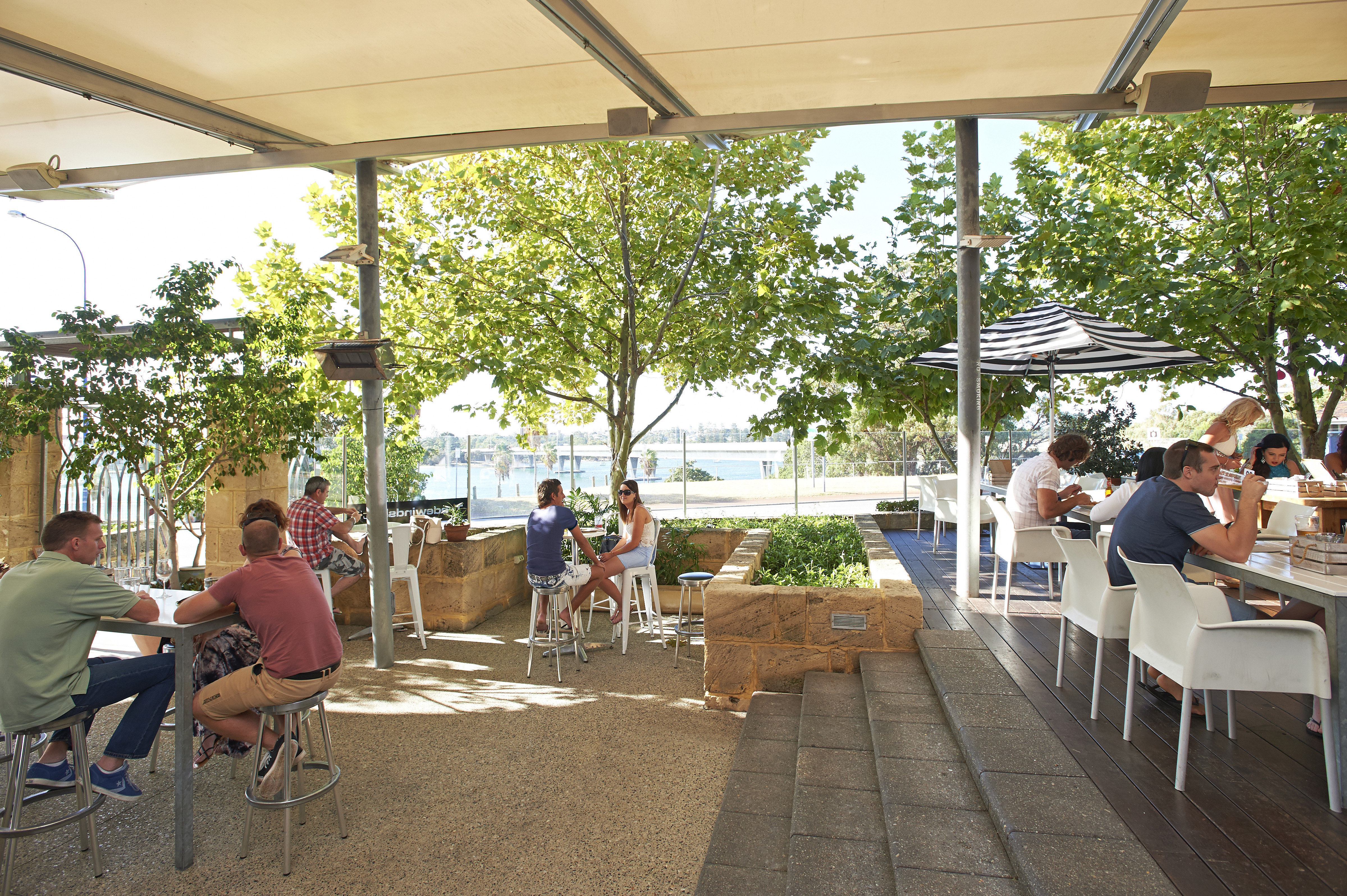 Tradewinds Hotel 56/59