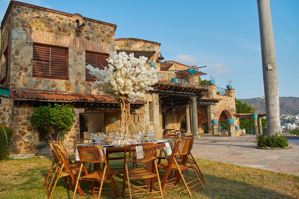 Hotel Boutique Casa Lisa (ex. by Villa Vera) 12/84