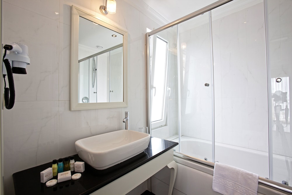 Aren Suites 39/44