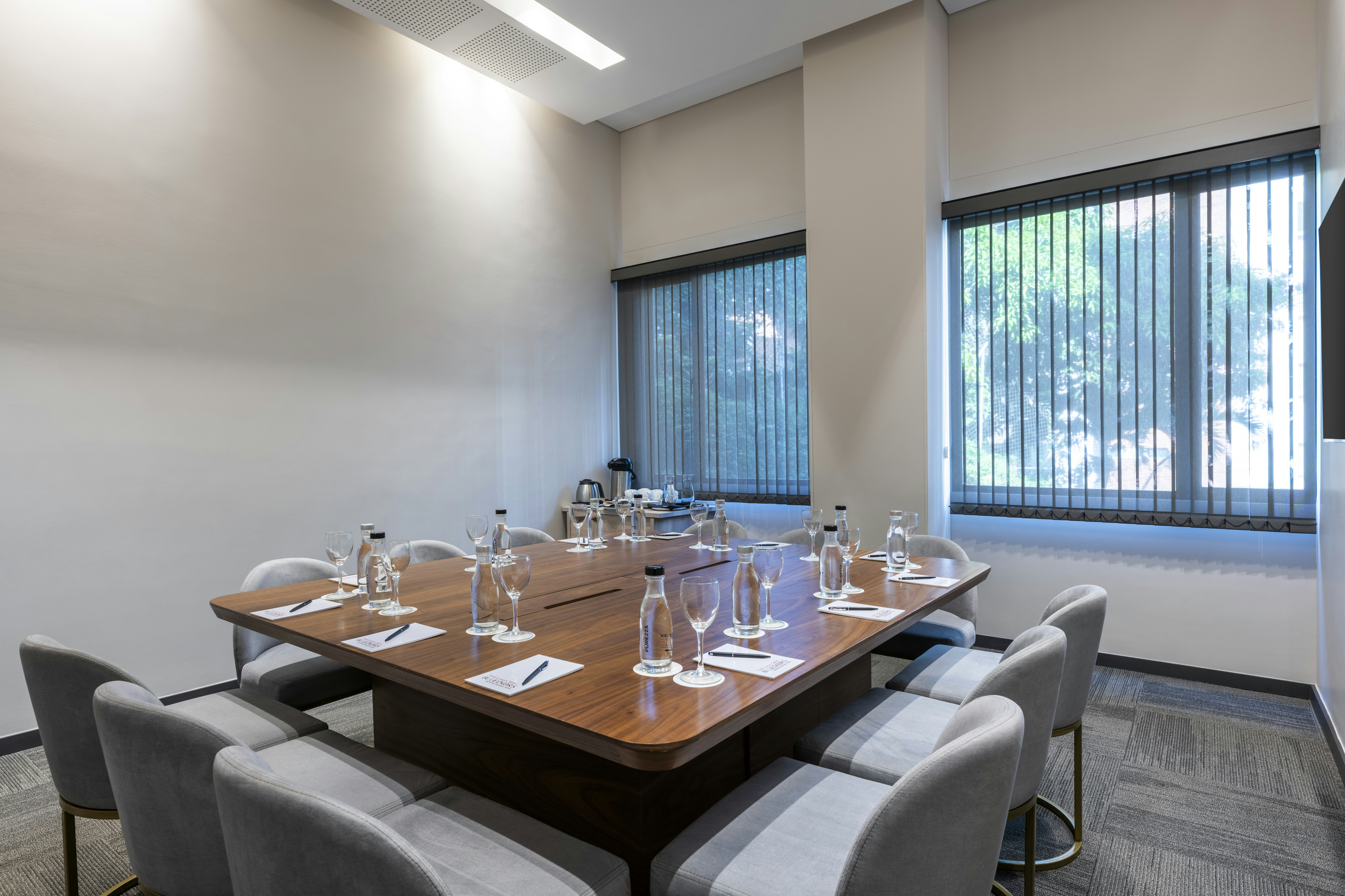 York Medellin, Curio Collection by Hilton 54/60