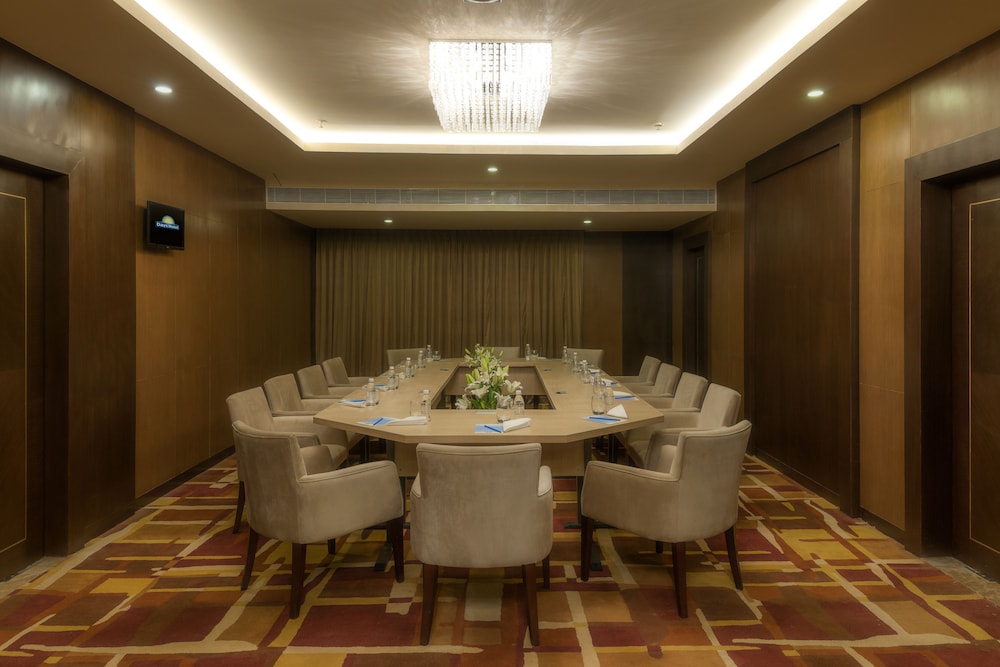 Days Hotel by Wyndham Chennai OMR 39/47