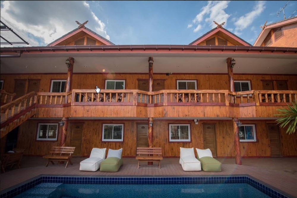 Viking Resort 3/50