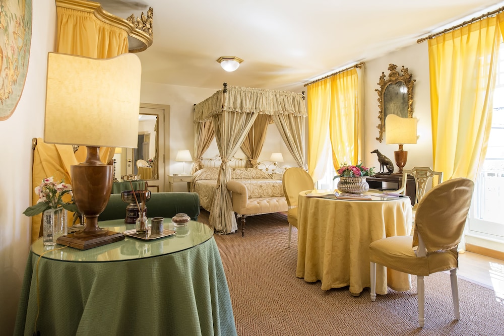 RESIDENZA RUSPOLI BONAPARTE 28/50