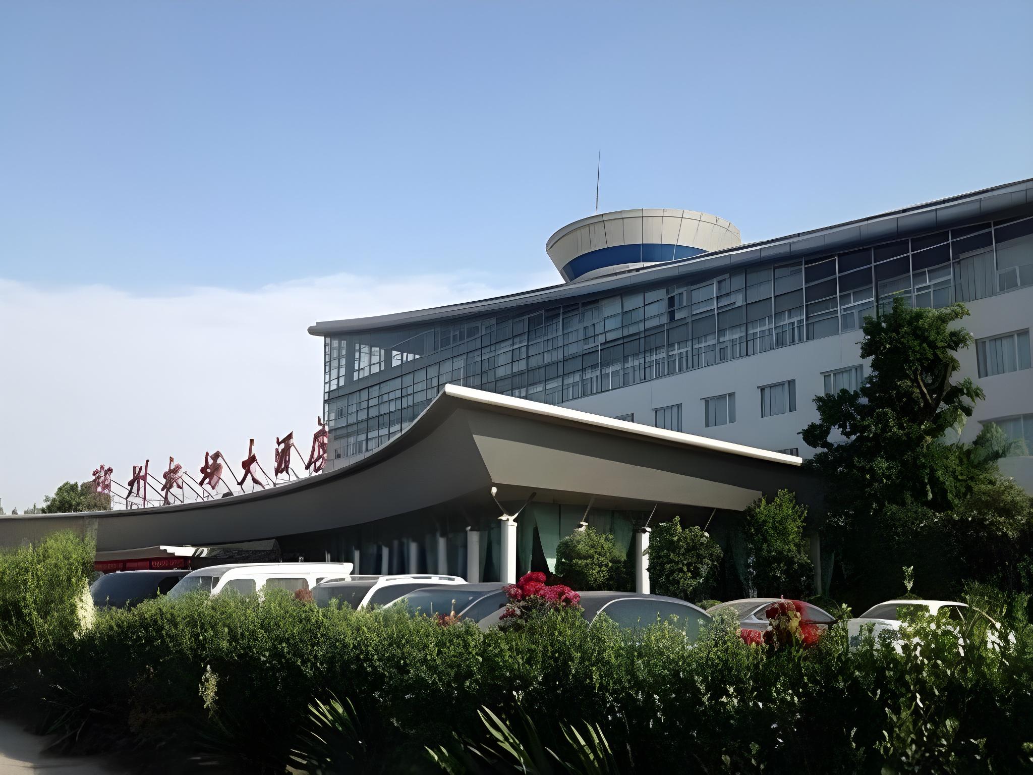 Zhengzhou Airport Hotel 4/43