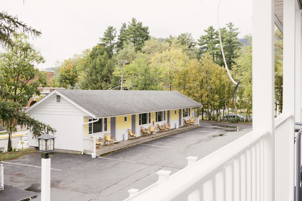Admiral Motel 7/64