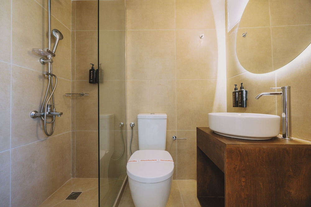 Room, Single Bed, Outdoor Jetted Tub, Bathtub