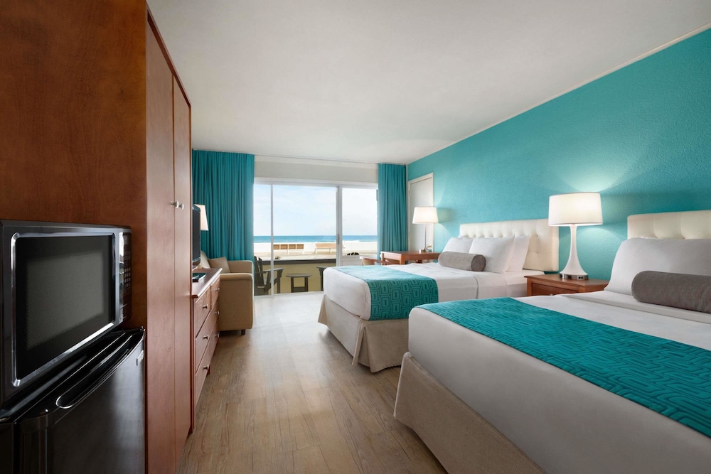 Howard Johnson By Wyndham Ocean City Oceanfront 14/50