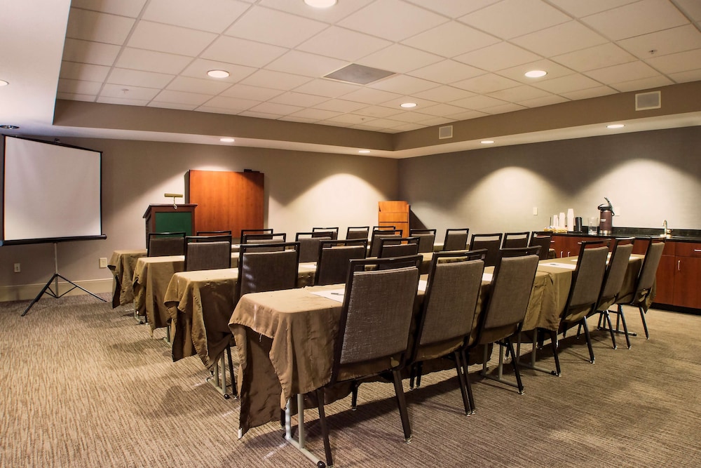 Country Inn & Suites by Radisson, Dayton South, OH 41/54