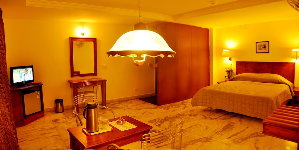 Nayagara Hotel 18/28