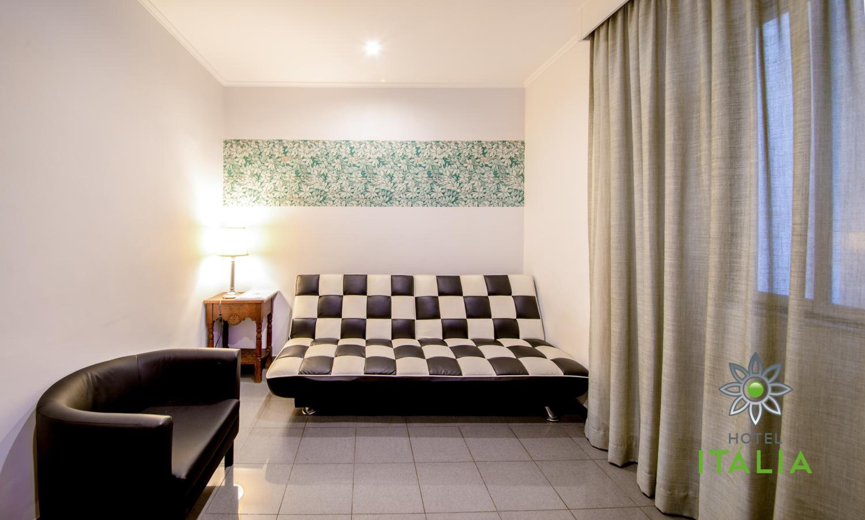 Hotel Italia 8/50