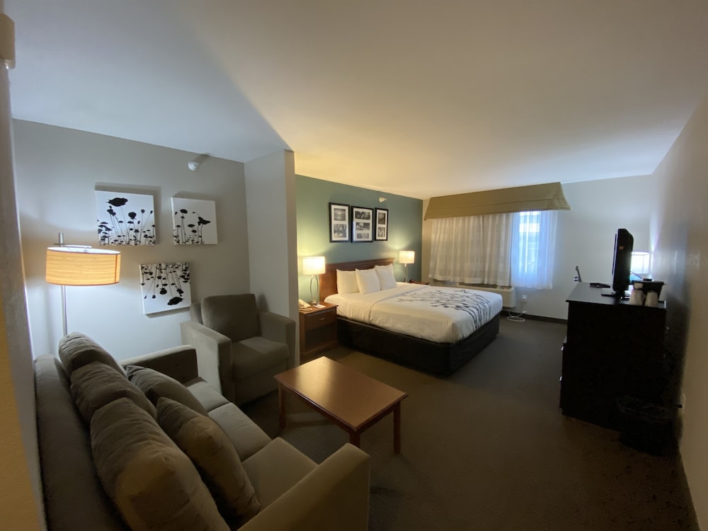 Sleep Inn & Suites Hays I-70 41/59