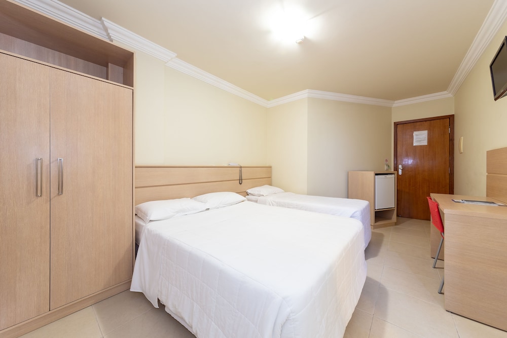 Slim Hotel Sao Jose Zion 34/64