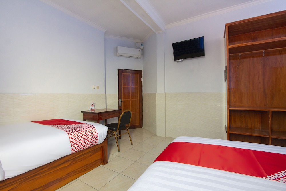 OYO 3720 Homestay Gayatri Janti 13/27