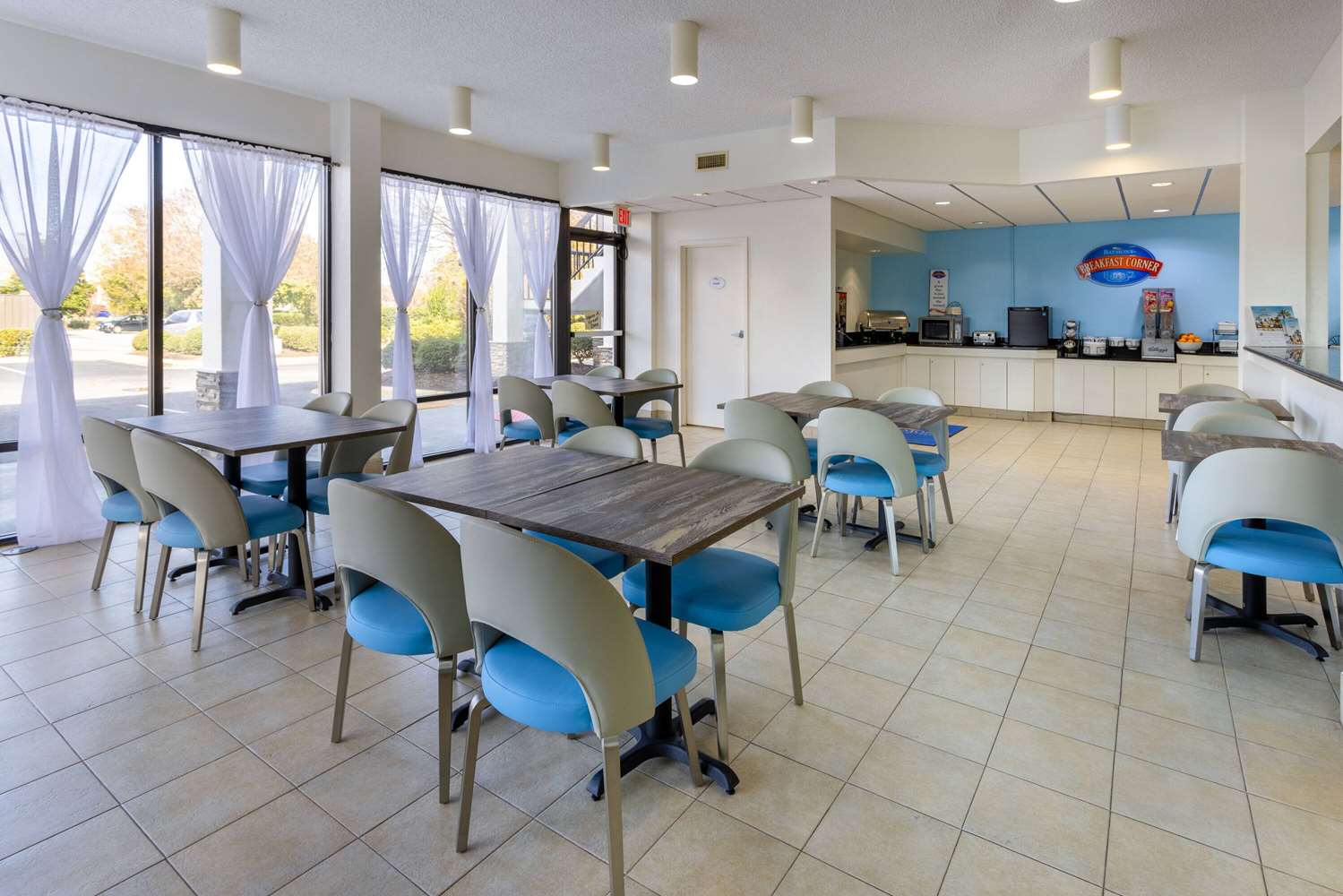 Studio6 Suites Jacksonville, NC 21/34