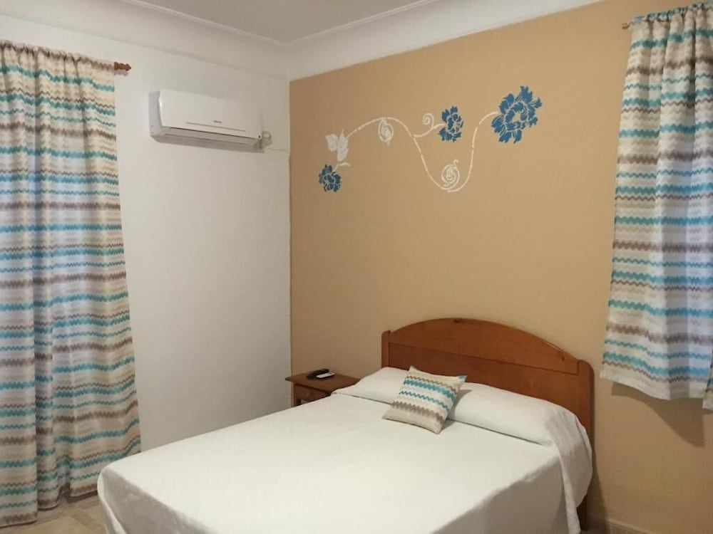 Hostal Barbate 31/50