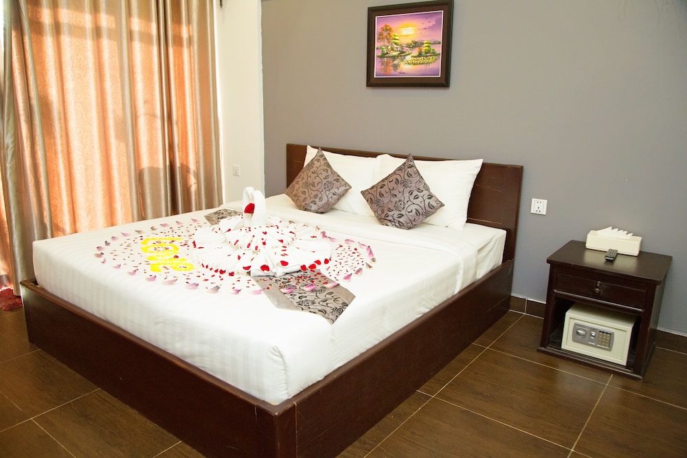 Sea Breeze Resort 12/50