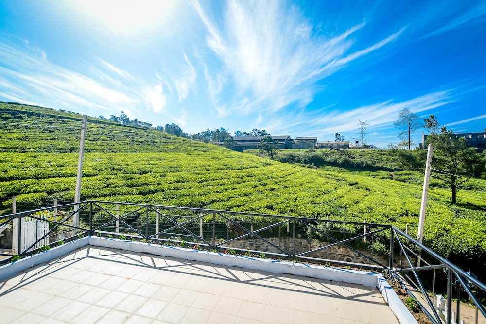 Tea Fields Villa 32/53