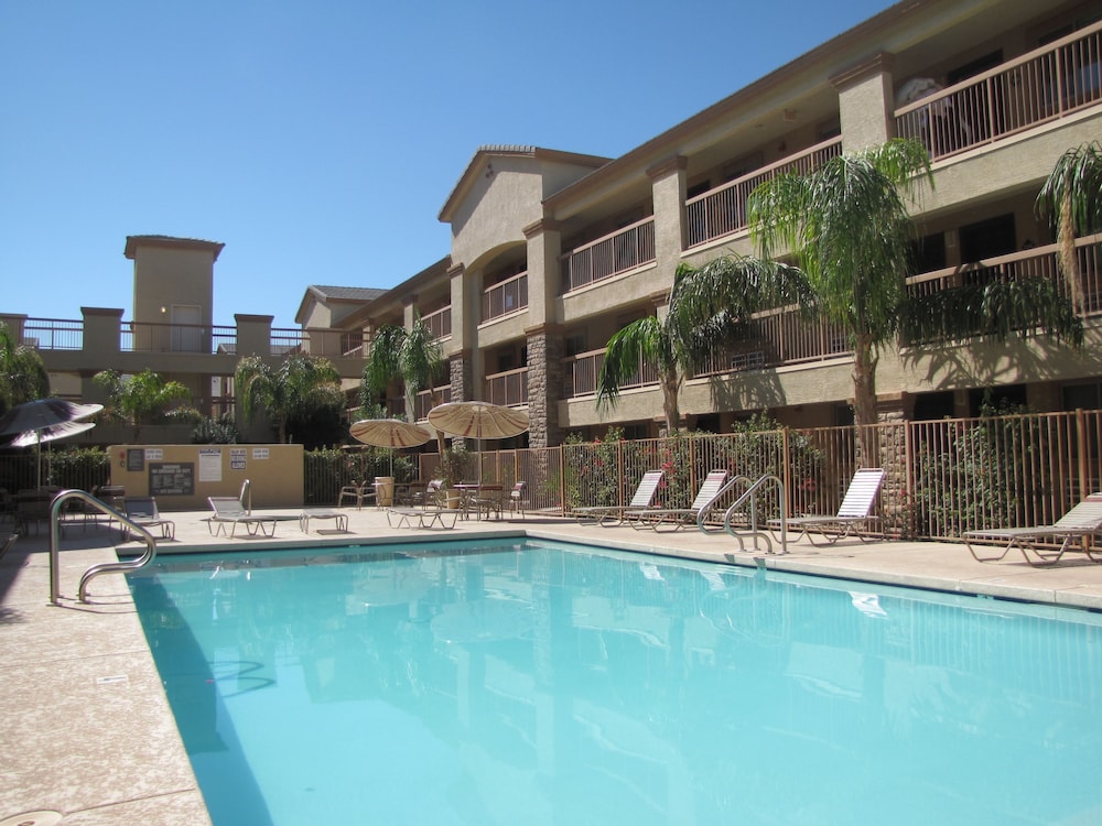Siegel Suites Select Casa Grande 7/44