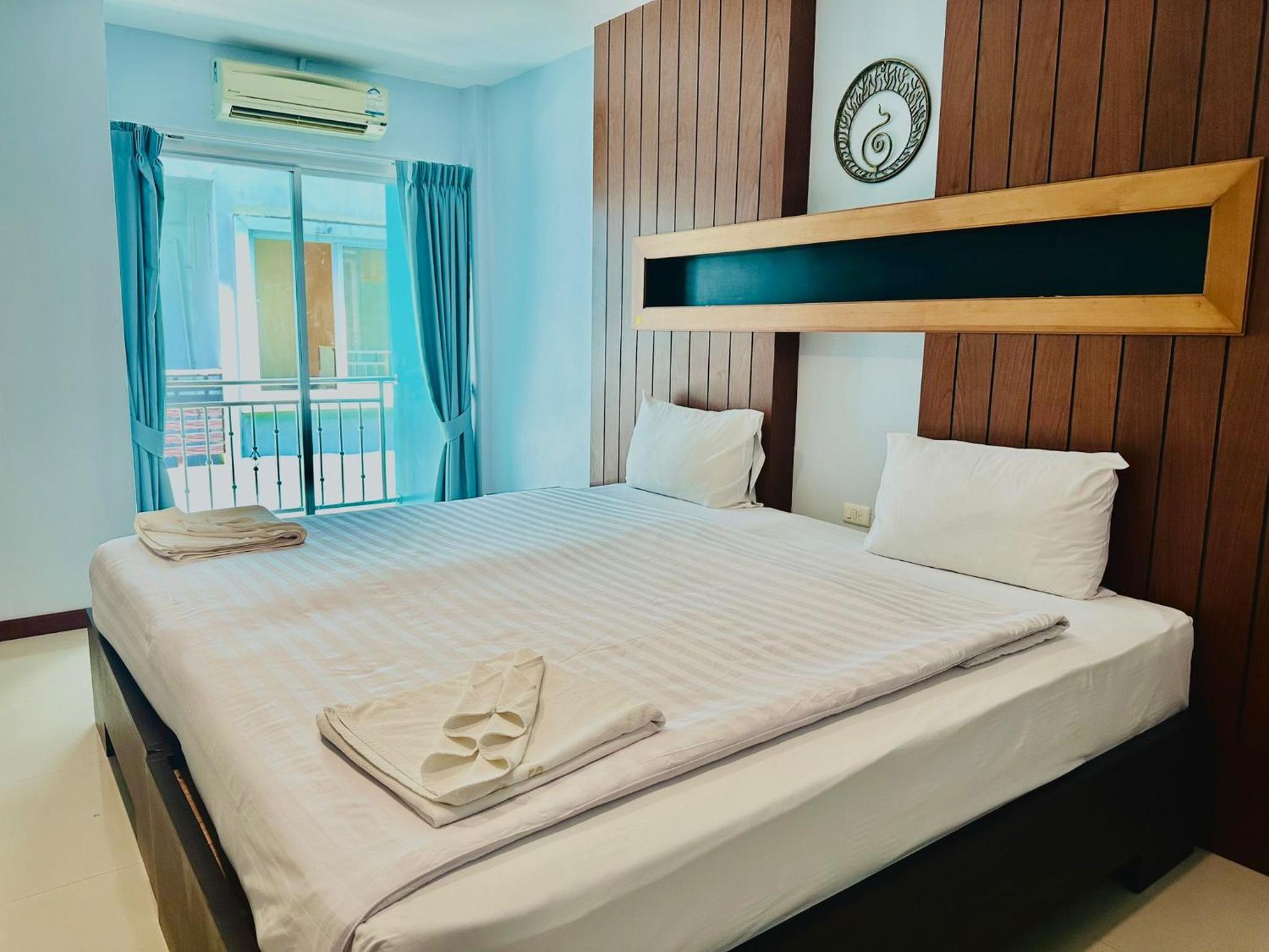 Cokoon Deva Patong Hotel 6/38