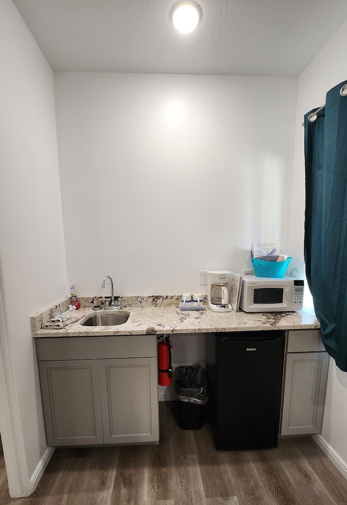 Hurricane Hideaway Lodging 28/46