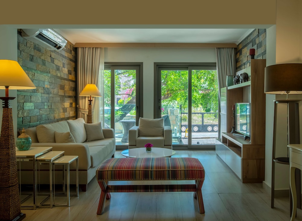DoubleTree by Hilton Bodrum Marina Vista 32/43