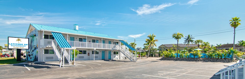 Latitude 26 Waterfront Resort & Marina 59/66