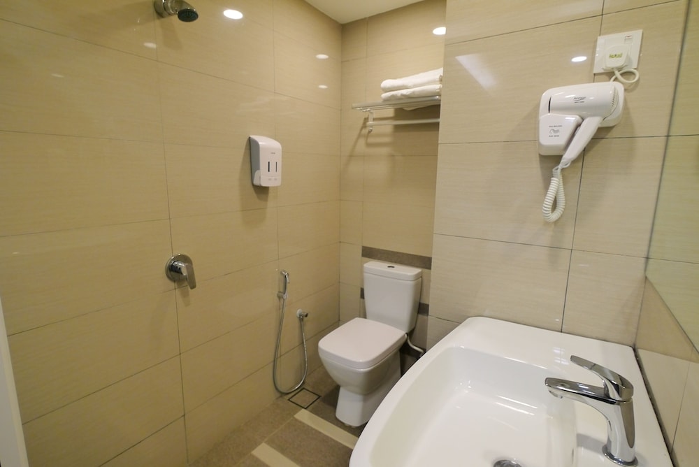33 Boutique Hotel 25/30