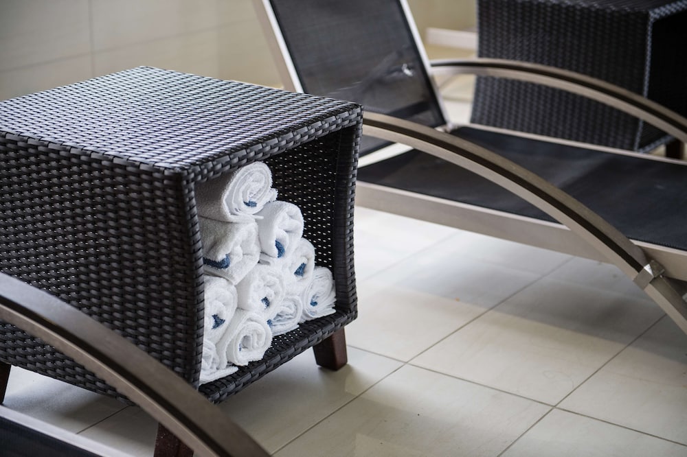 Hampton Inn Suites By Hilton Regina East Gate 43/44