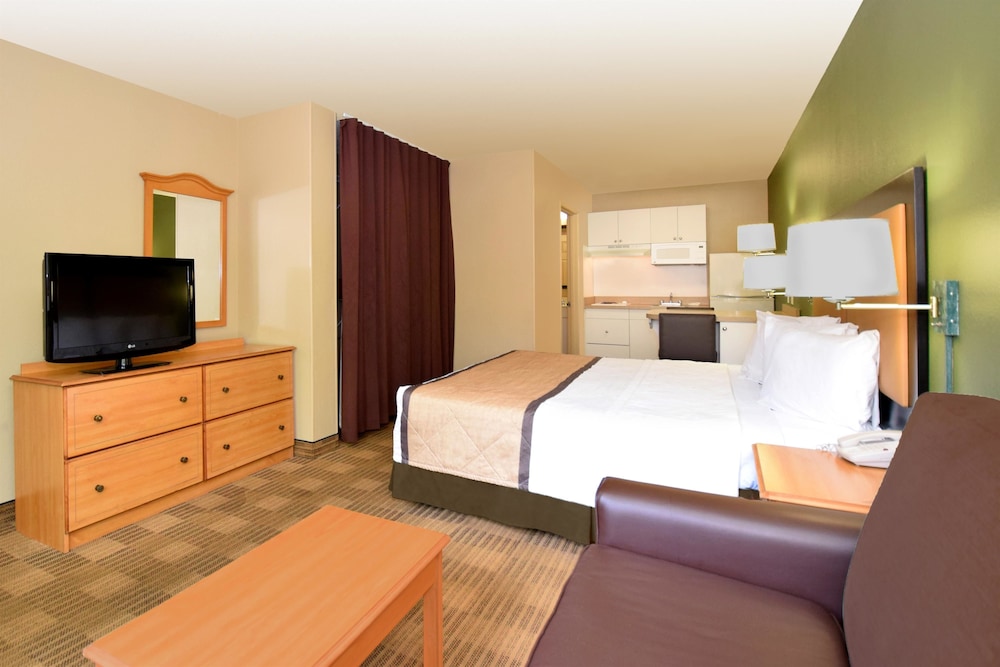 Extended Stay America - Tampa - Brandon 12/47