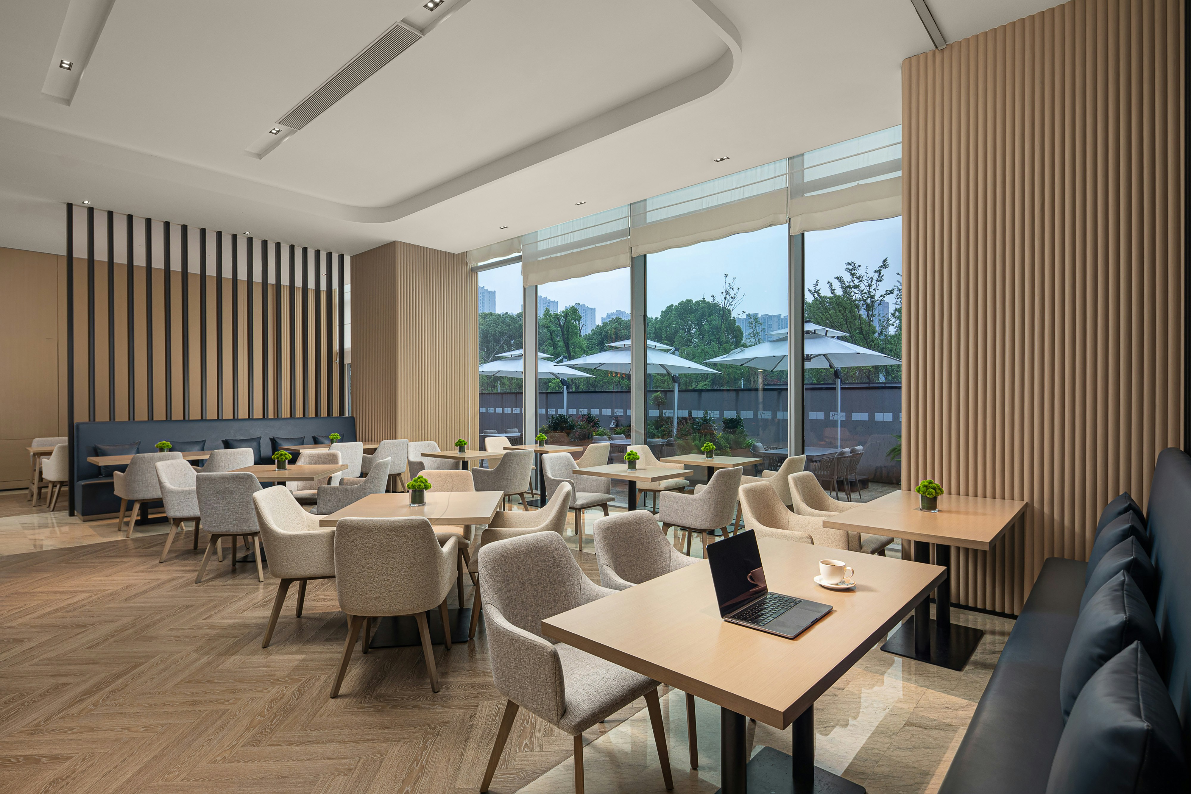 Holiday Inn Express Suzhou East Taihu 42/48