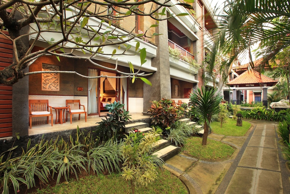 Bali Tropic Resort And Spa 6/72