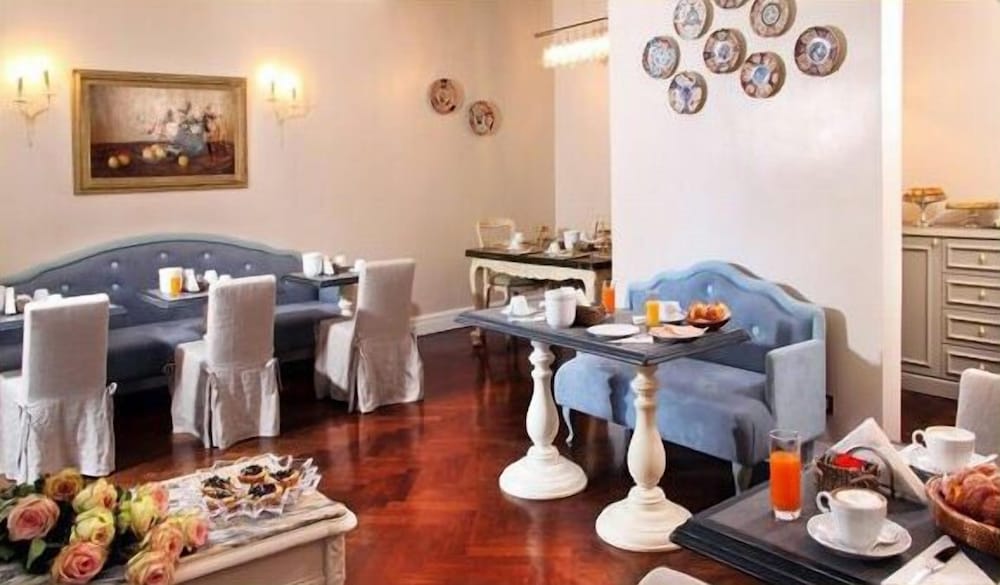 Vivaldi Luxury Rooms 51/63