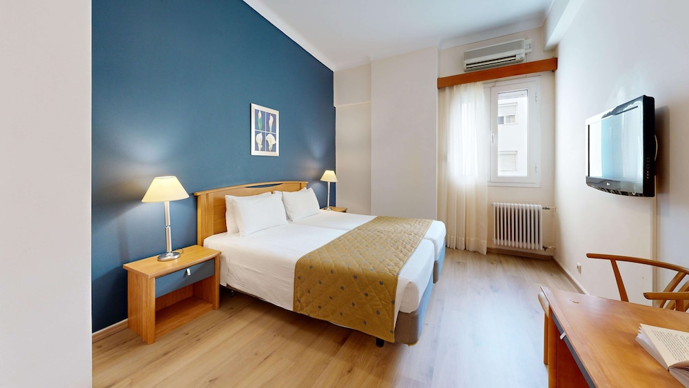 2 Bedrooms, Basic, Quadruple, 2 Queen Beds, Garden Area