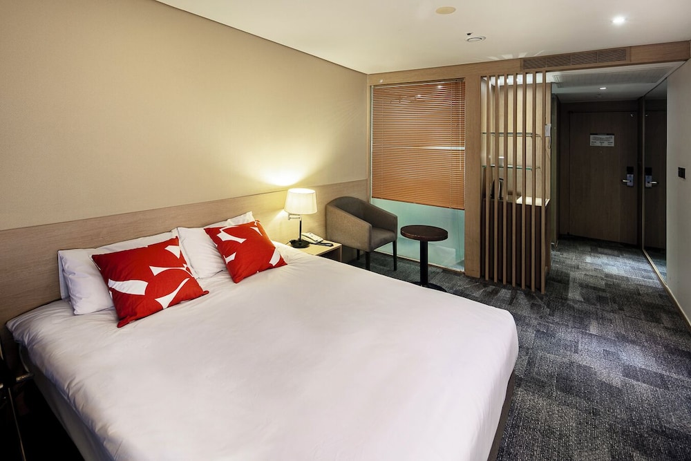DELUXE, DOUBLE BED, OCEAN VIEW