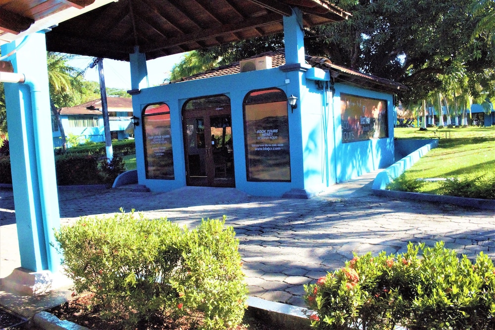 Beach Break Resort 7/75