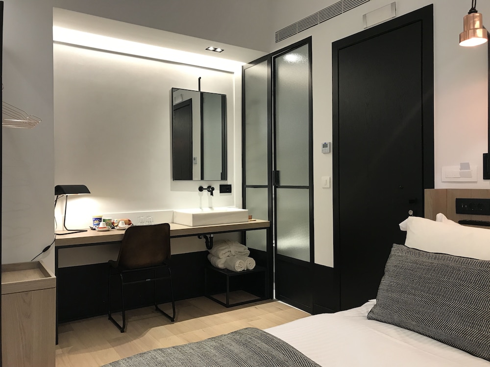 Niki Athens Hotel 36/50