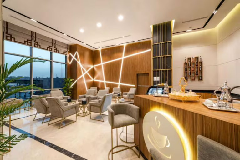 Sunday Luxury Central formerly Anan hotel 30/32
