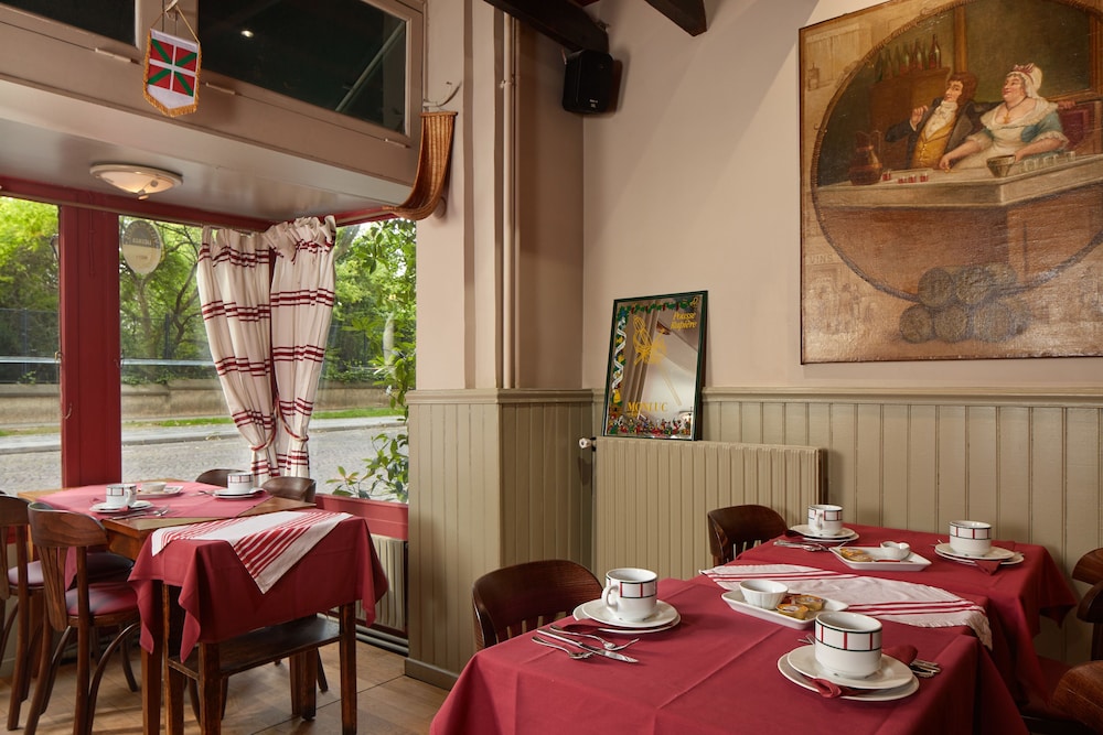 HOTEL LE VERT GALANT - PARIS 23/39