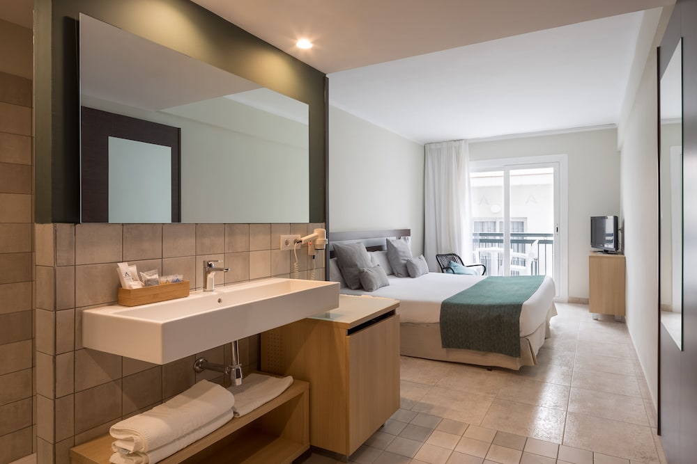 Aqua Hotel Bertran - Adults Only 17/78