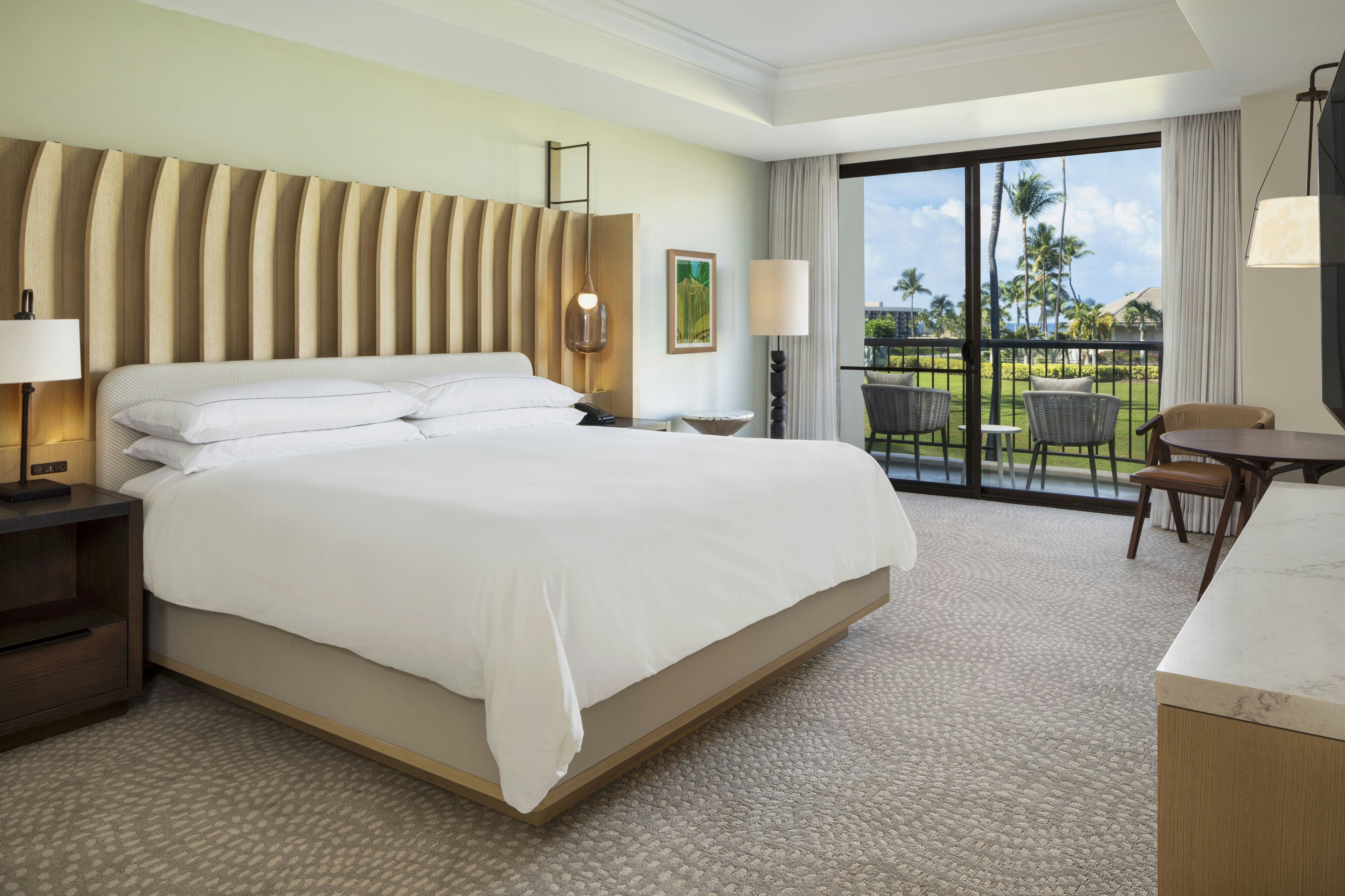 Palace Grand, Suite, King Bed, Resort View