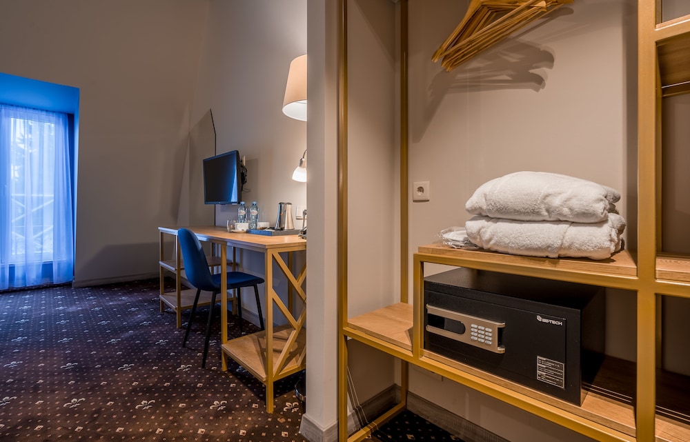Hotel Gladius inn 55/63