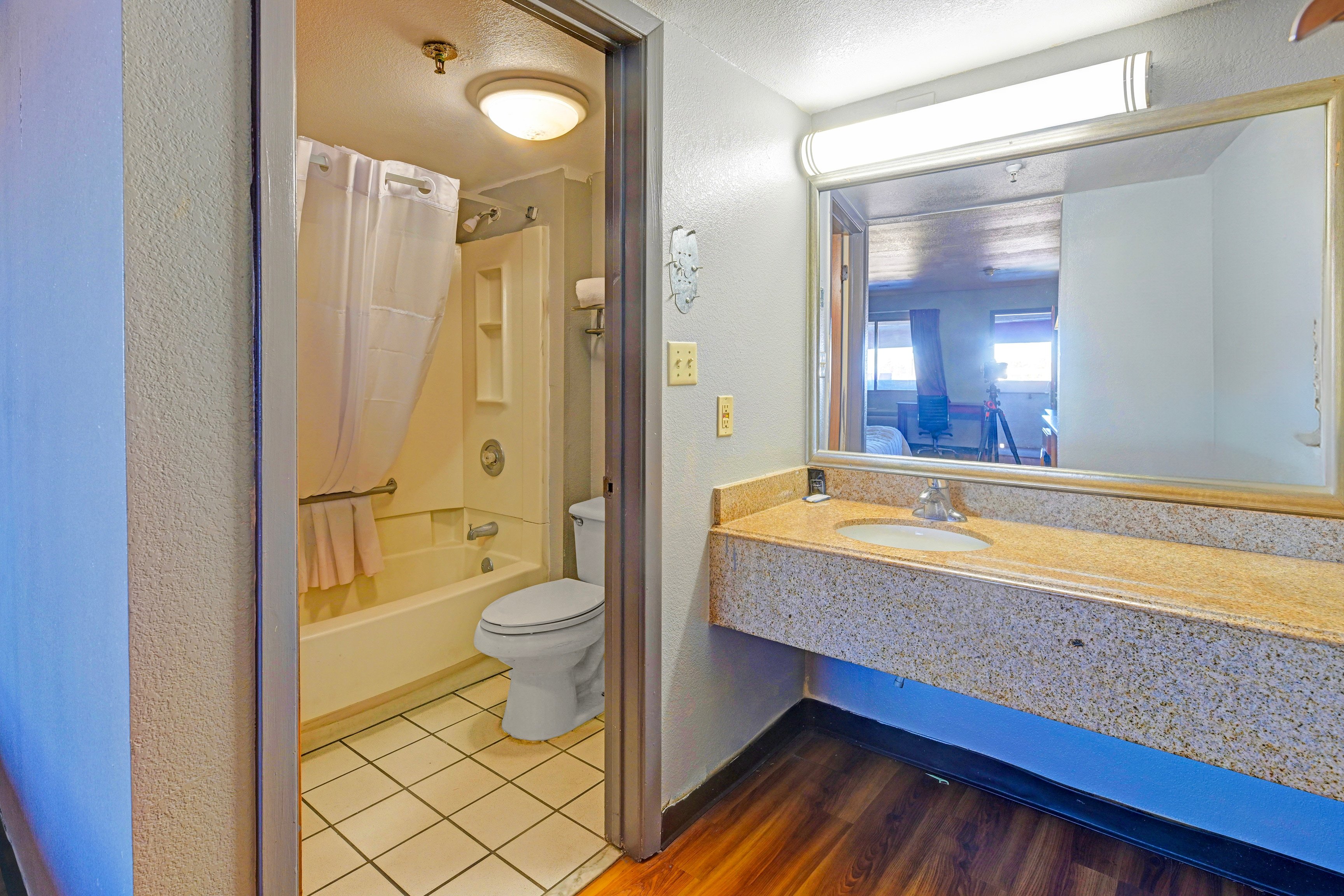 Travelers inn by OYO Wichita Falls 52/54