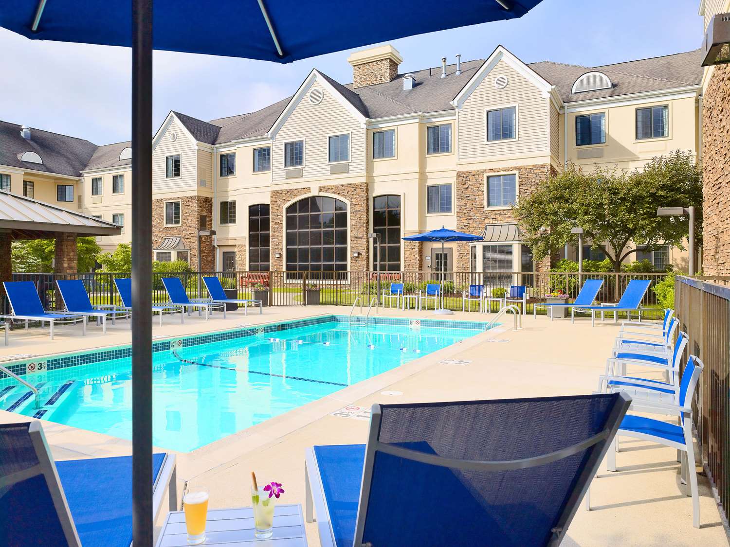 Sonesta ES Suites Houston Galleria 44/45