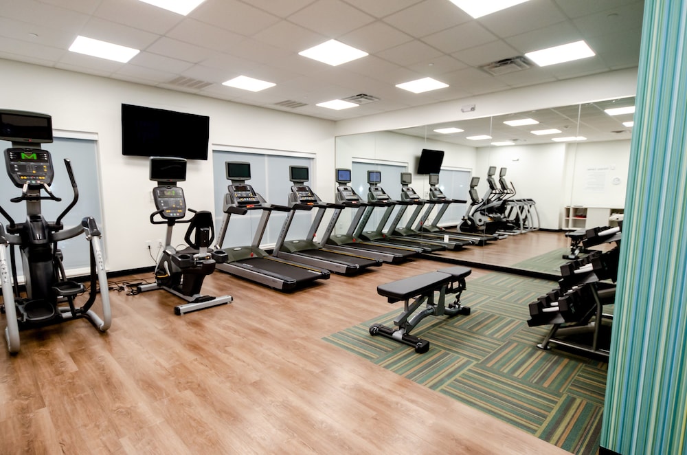Holiday Inn Express and Suites Taylor 33/52