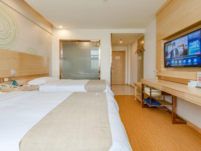 GREENTREE INN LIUAN HUOSHAN COUNTY YINGJIA AVENUE HOTEL 27/50