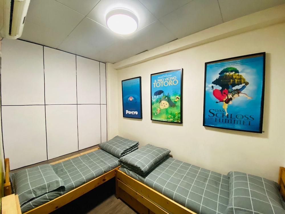 ALOHAS Hostel 27/37