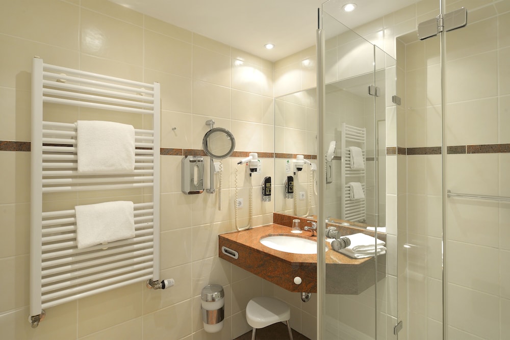 Hotel Europaischer Hof - Adults Only 12/69