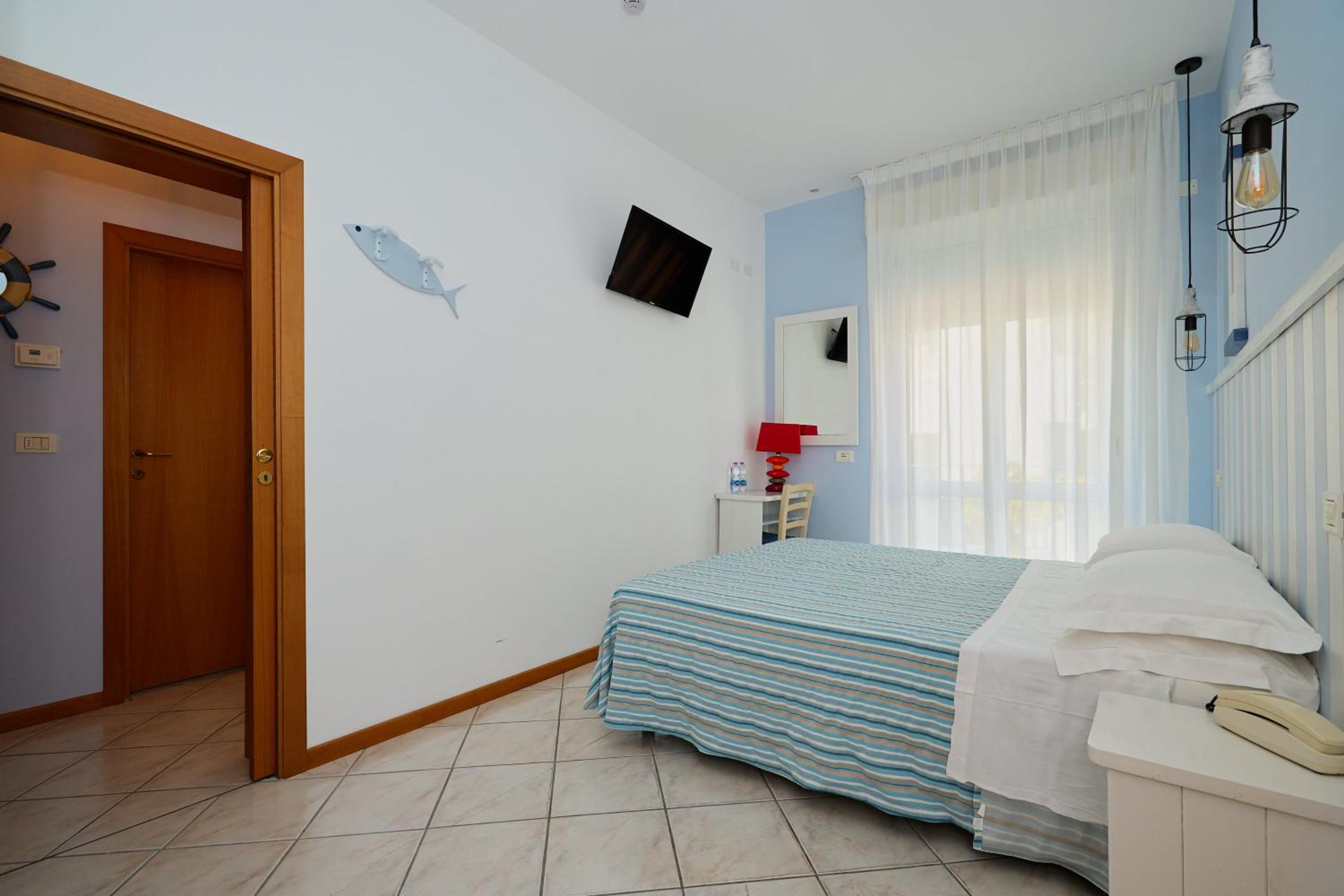 Hotel Acquario 8/50