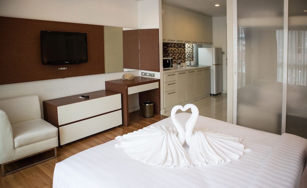 SATHORN GRACE SERVICED RESIDENCE 16/65