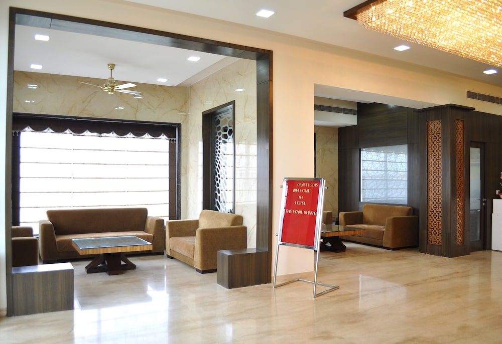 Hotel The Royal Bharti 16/38